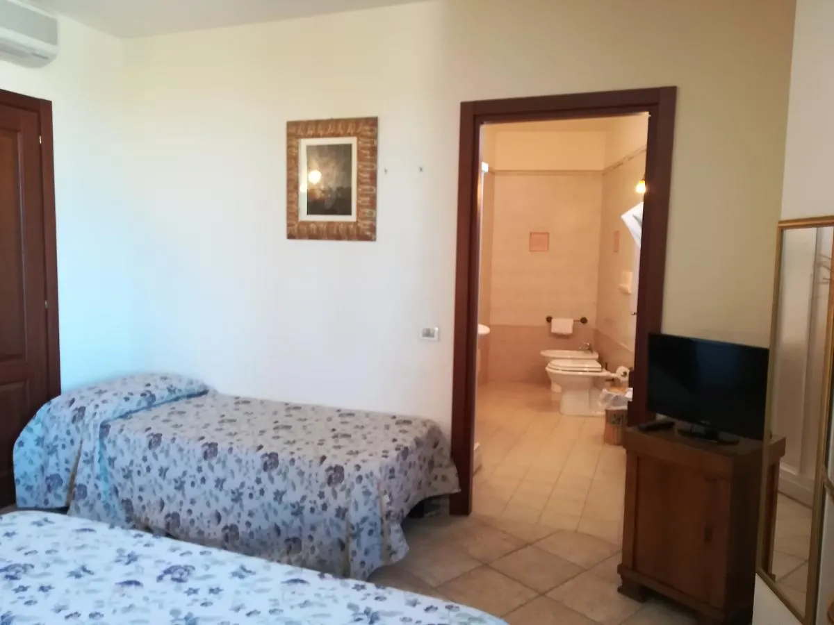 Villa Loreto Alghero 0*,  Itália